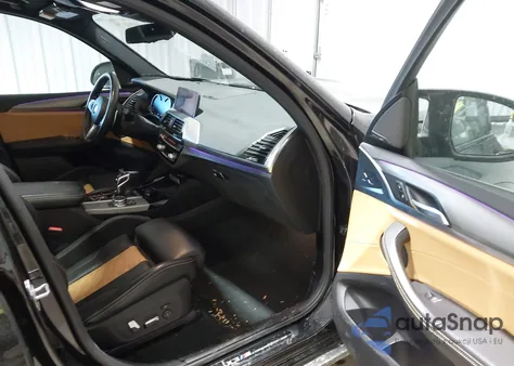 2020 BMW X3 M Competition z USA, uszkodzony, nr VIN 5YMTS0C09LLT10192